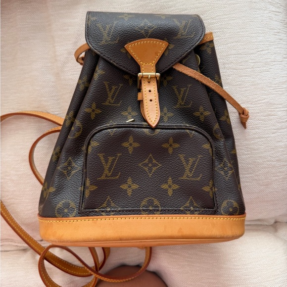Louis Vuitton Montsouris Backpack PM - Picture 3 of 8